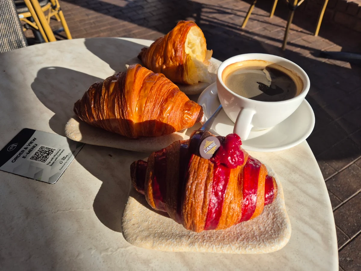 Food & drink, L'Anse French Café & Croissanterie