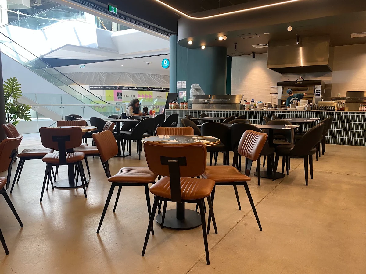 Vibe, DoughBalls Pizza, Rundle Place