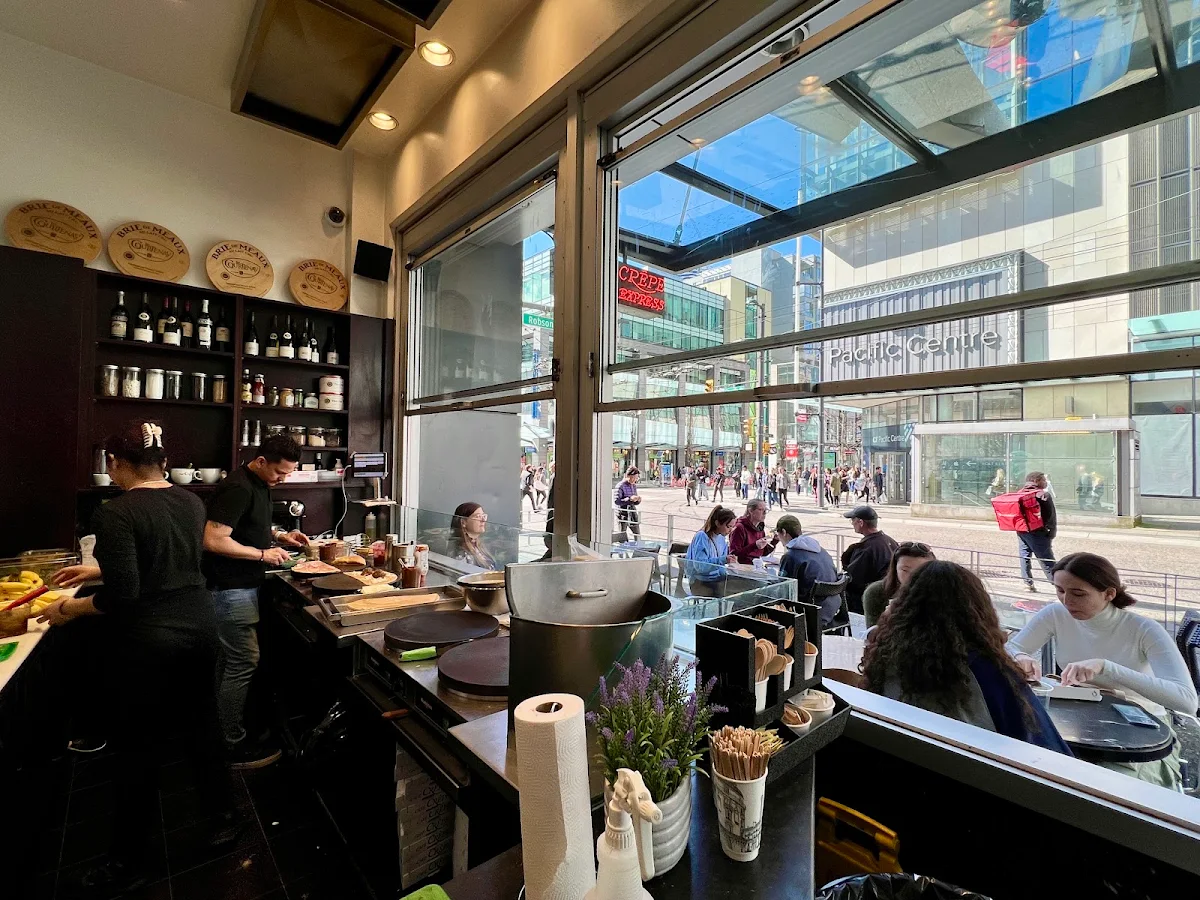 Vibe, Café Crêpe Express