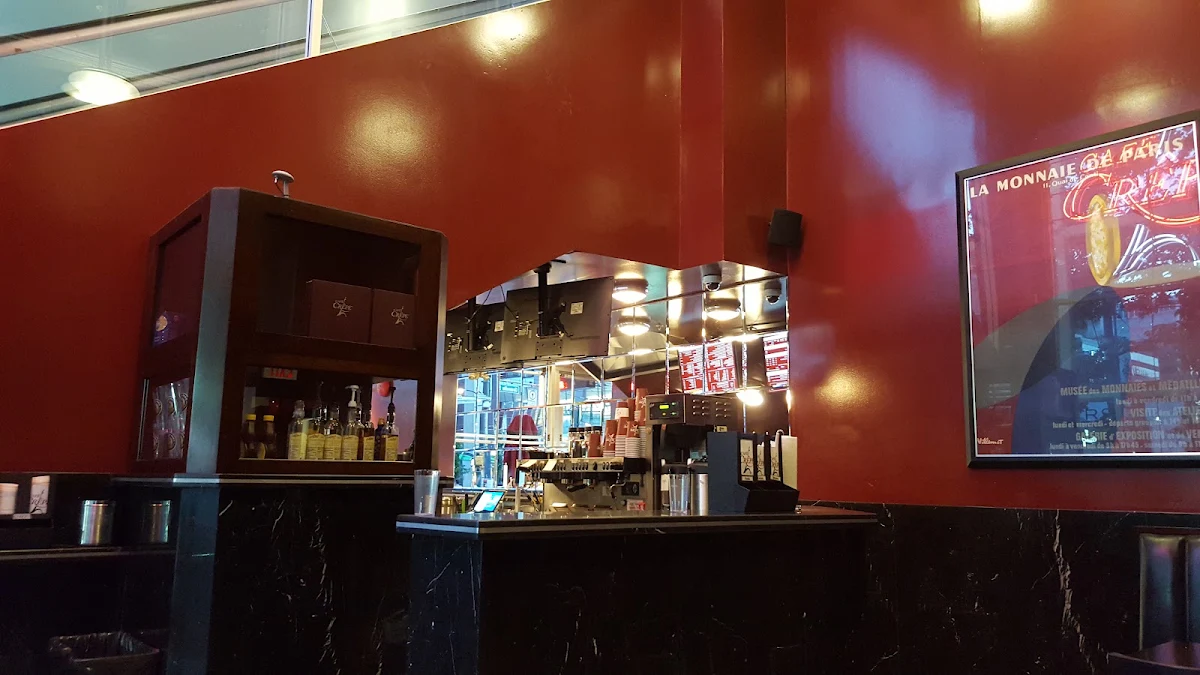 Vibe, Café Crêpe Express