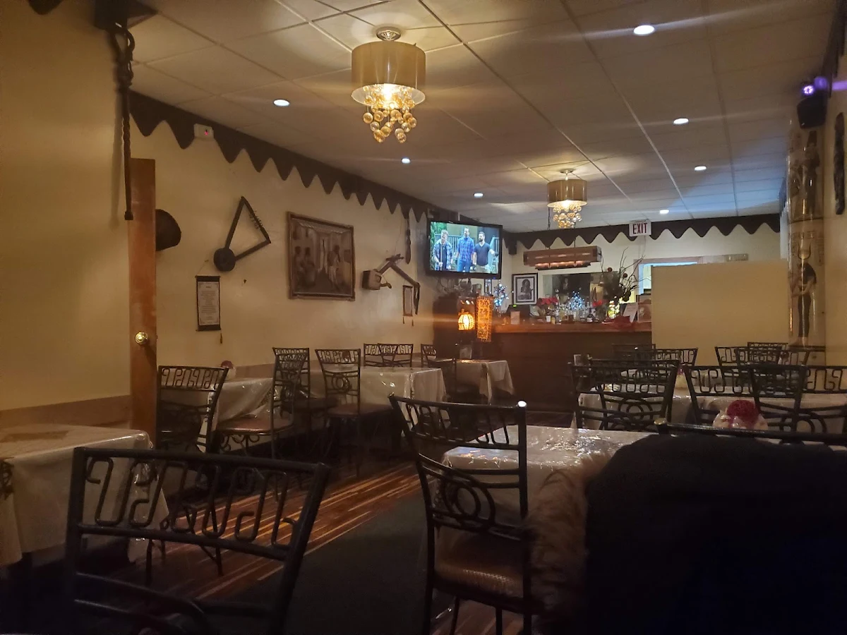 Vibe, African Palace