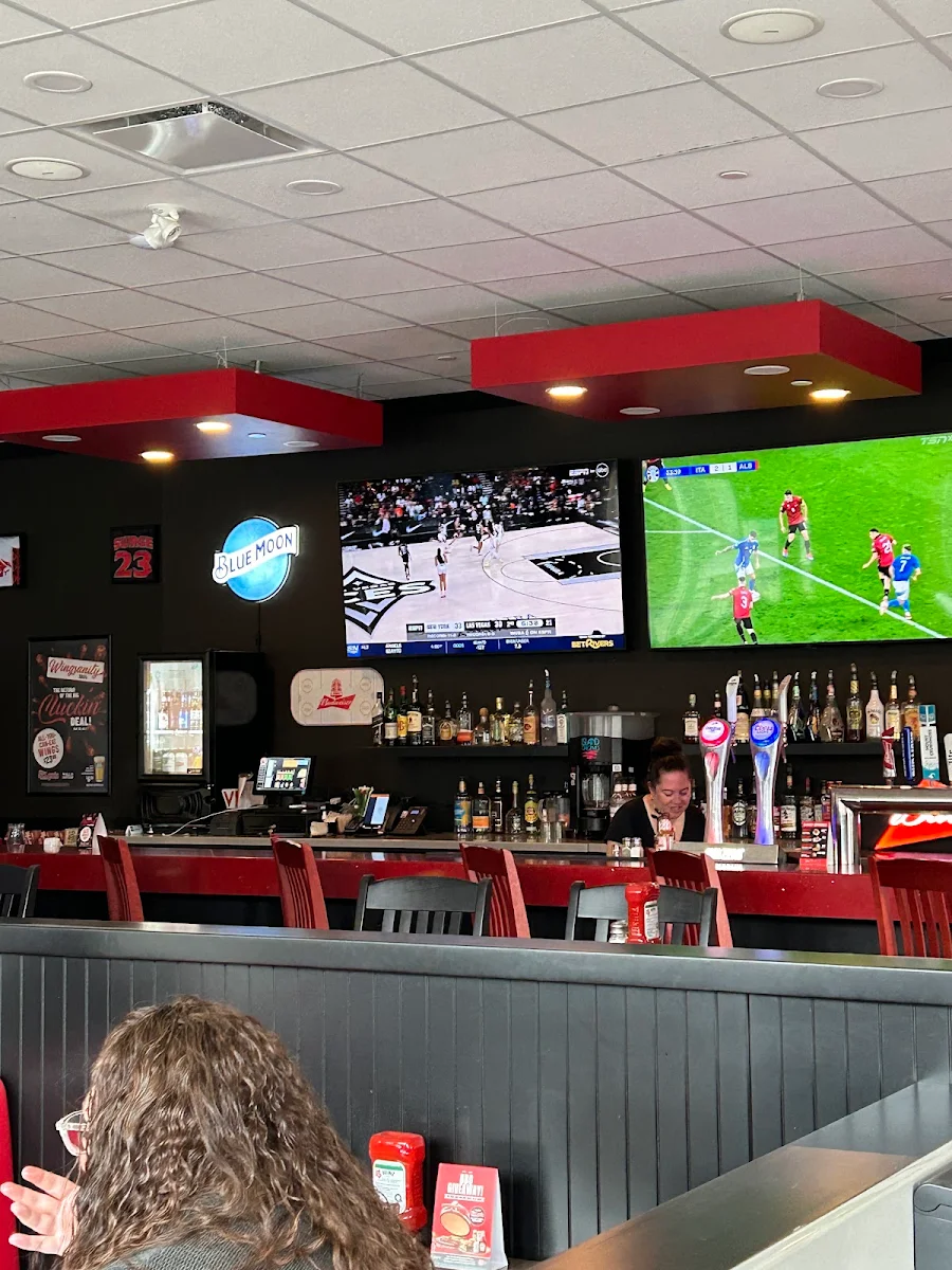 Vibe, St. Louis Bar & Grill