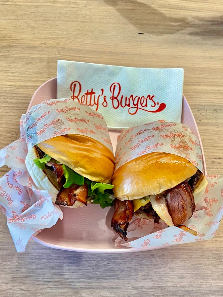 Menu, Betty's Burgers