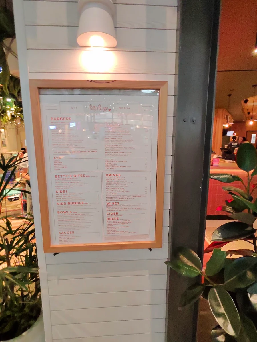 Menu, Betty's Burgers