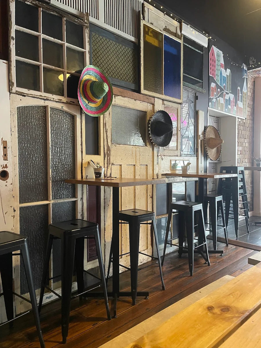 Vibe, El Chapos Taqueria