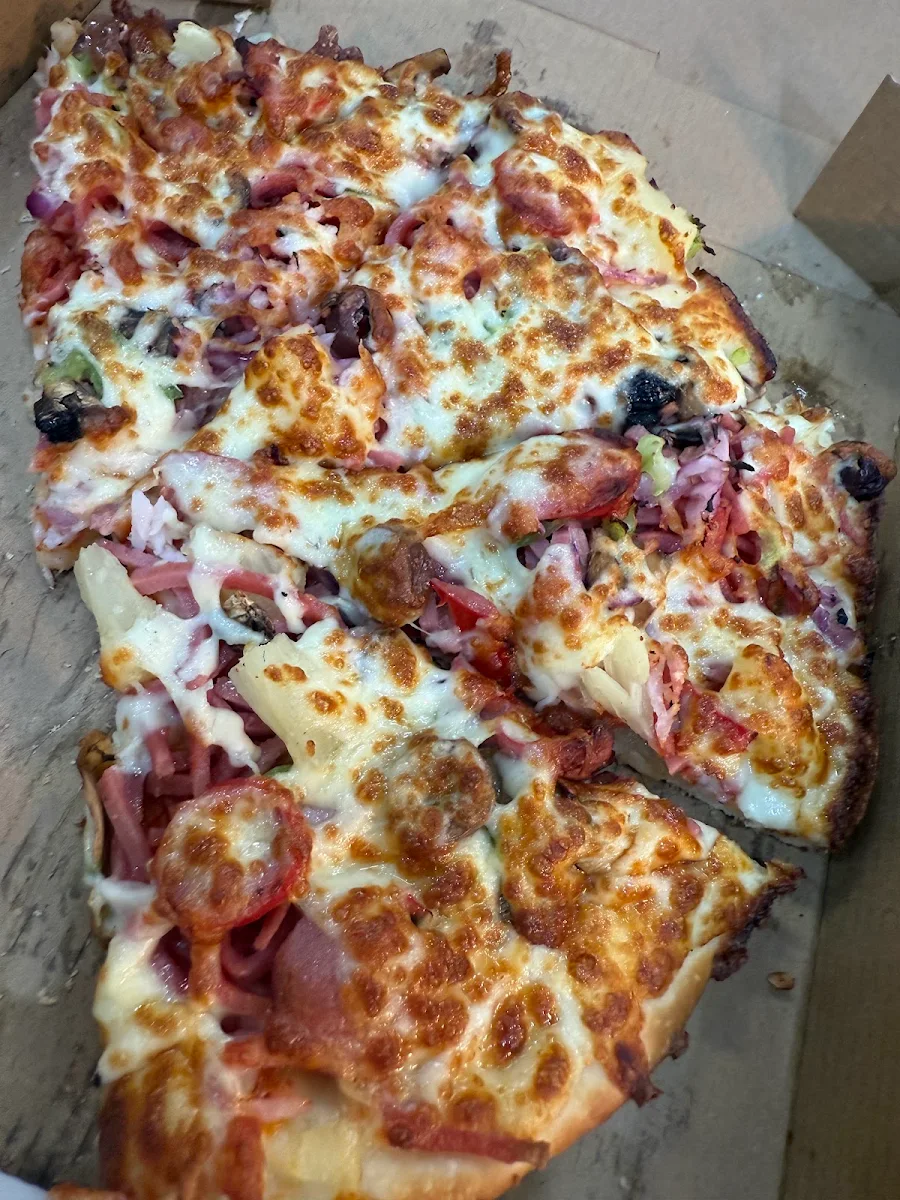 Food & drink, Starvin' Pizza Bar Wagga