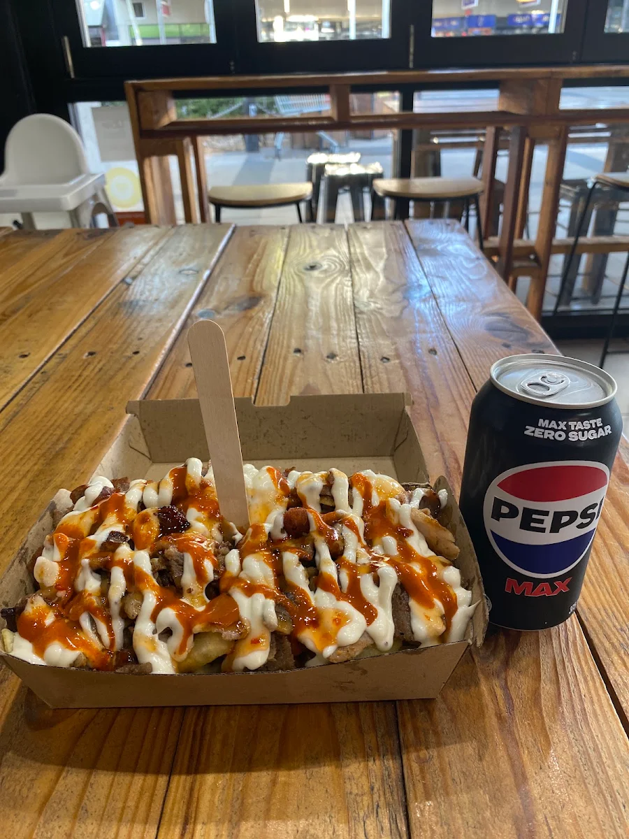 Food & drink, Starvin' Pizza Bar Wagga