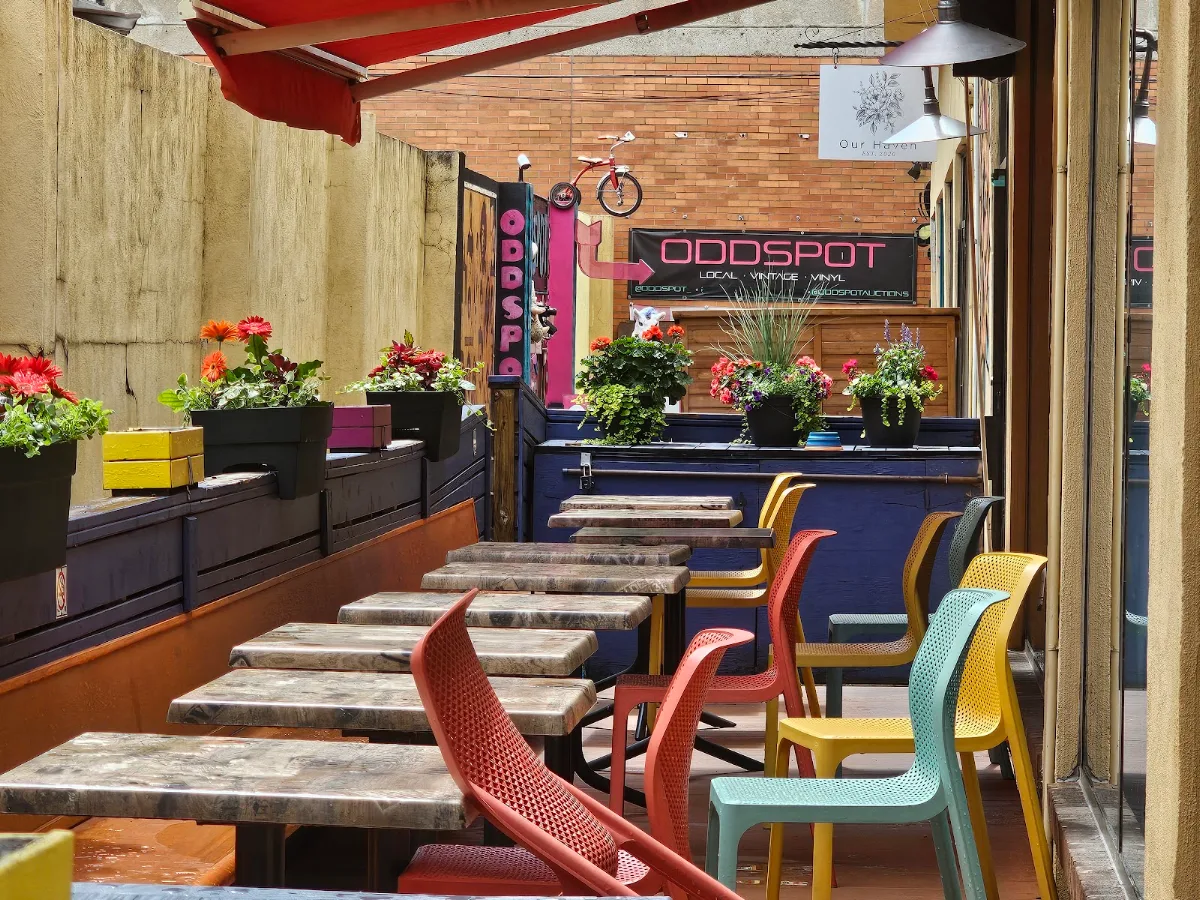 Vibe, The Mule Burlington (Formerly Burro)