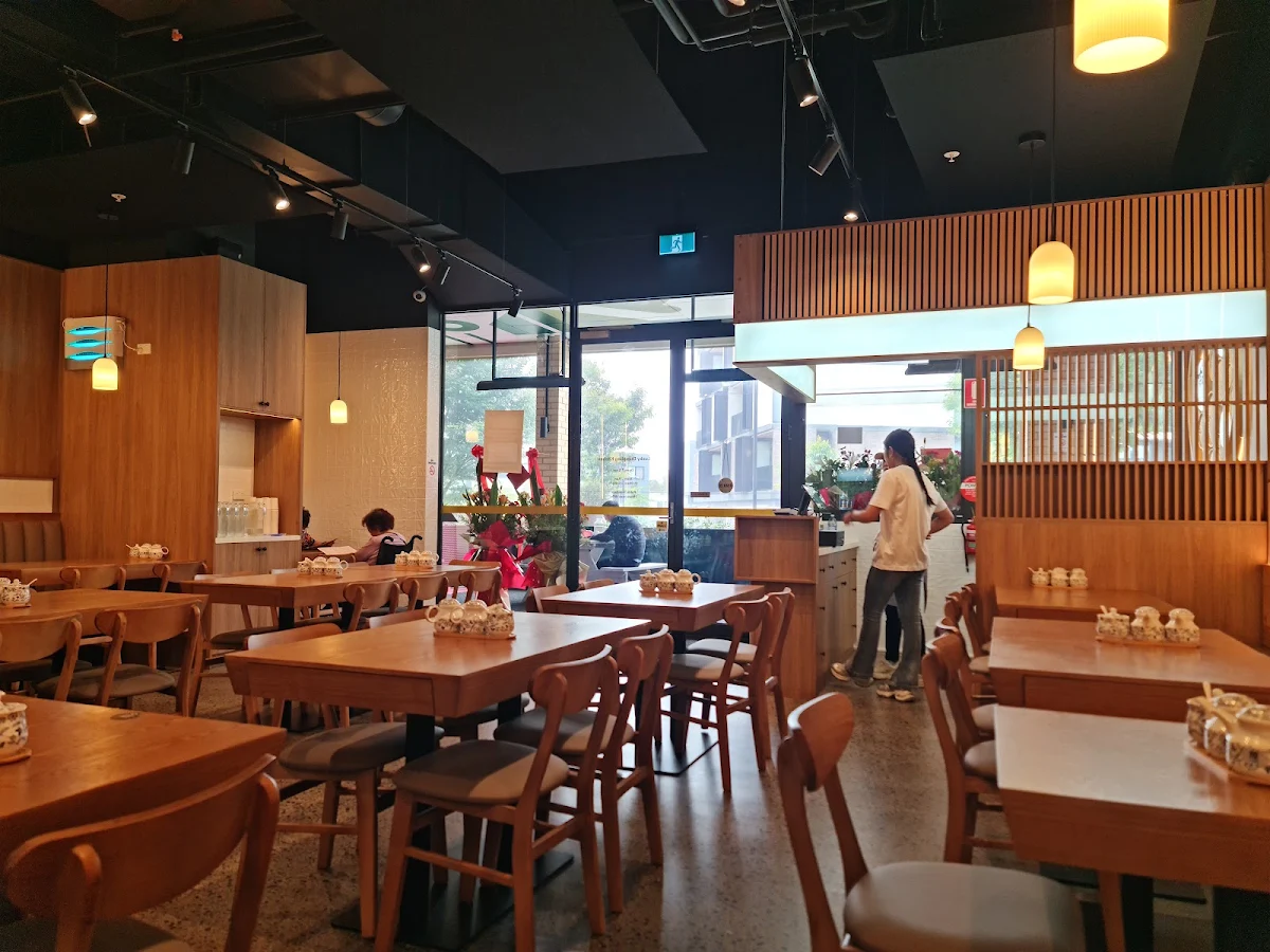 Vibe, Lucky Dumpling Kitchen Burwood Brickworks