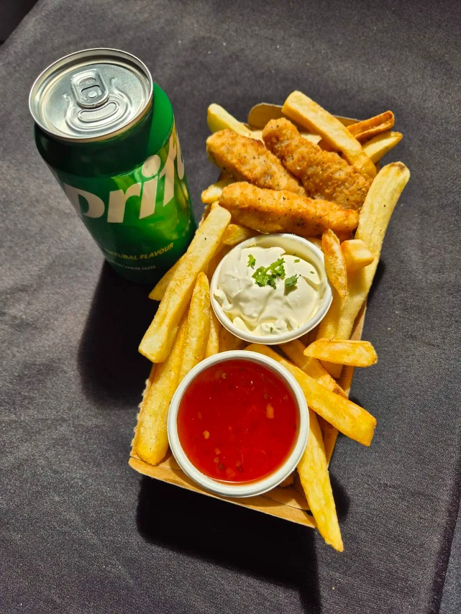 Food & drink, Hobart Zoo and Aquarium Bakari’s Roar Cafe