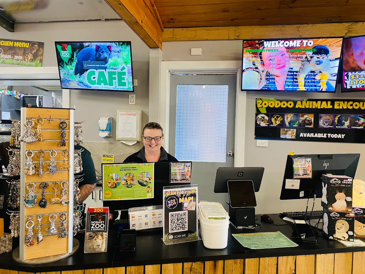 Vibe, Hobart Zoo and Aquarium Bakari’s Roar Cafe