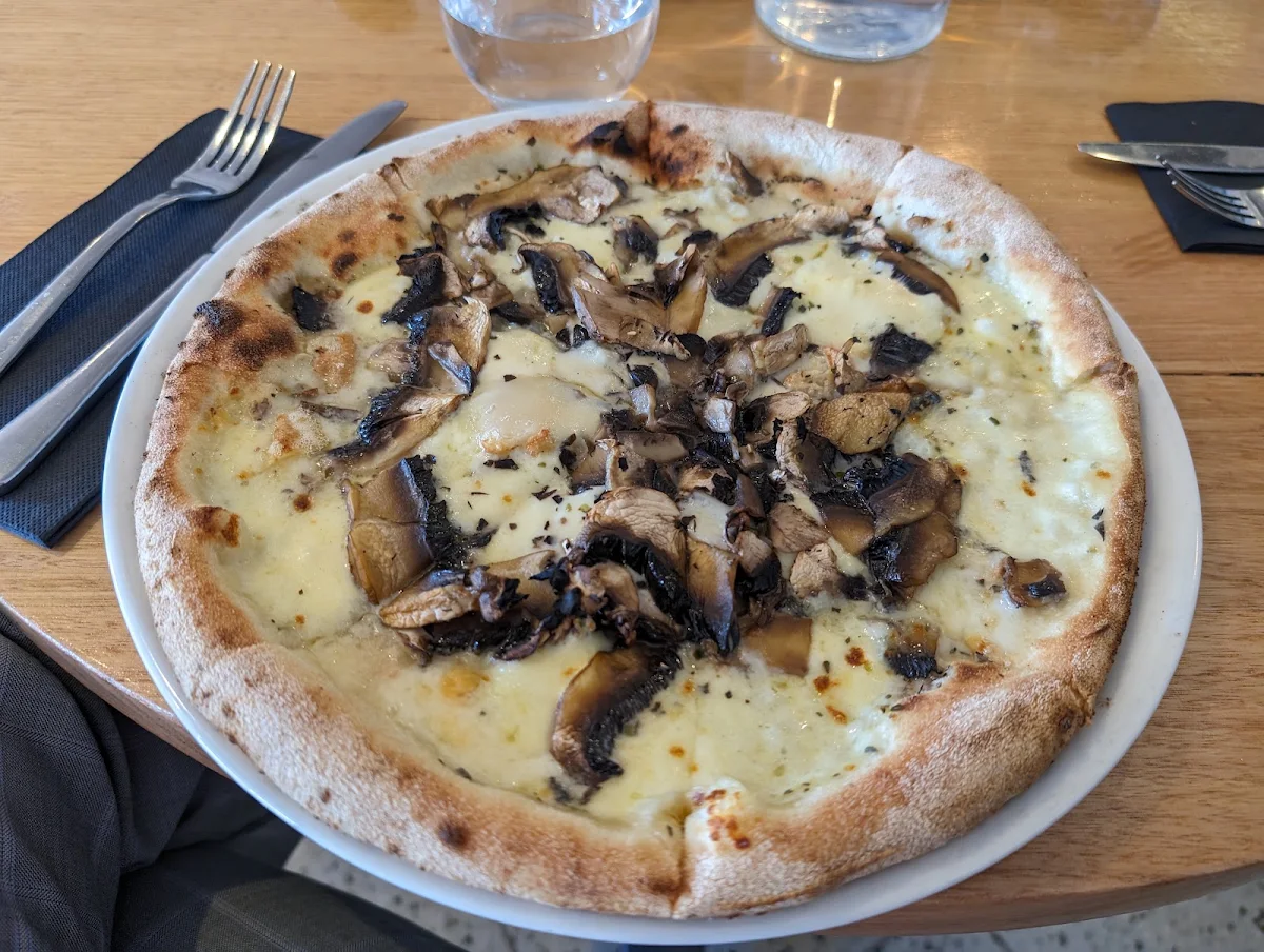 Food & drink, Volpino Pizzeria and Wine Bar