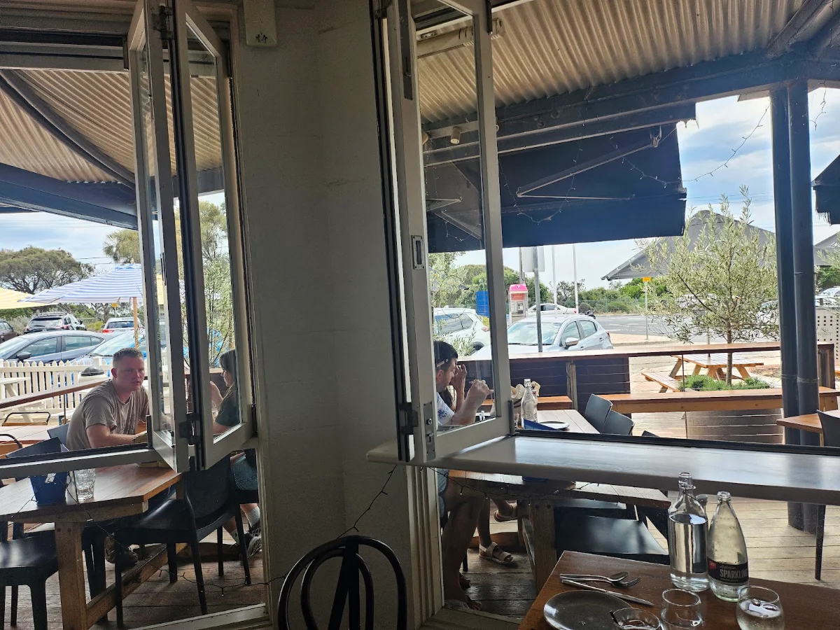 Vibe, Volpino Pizzeria and Wine Bar