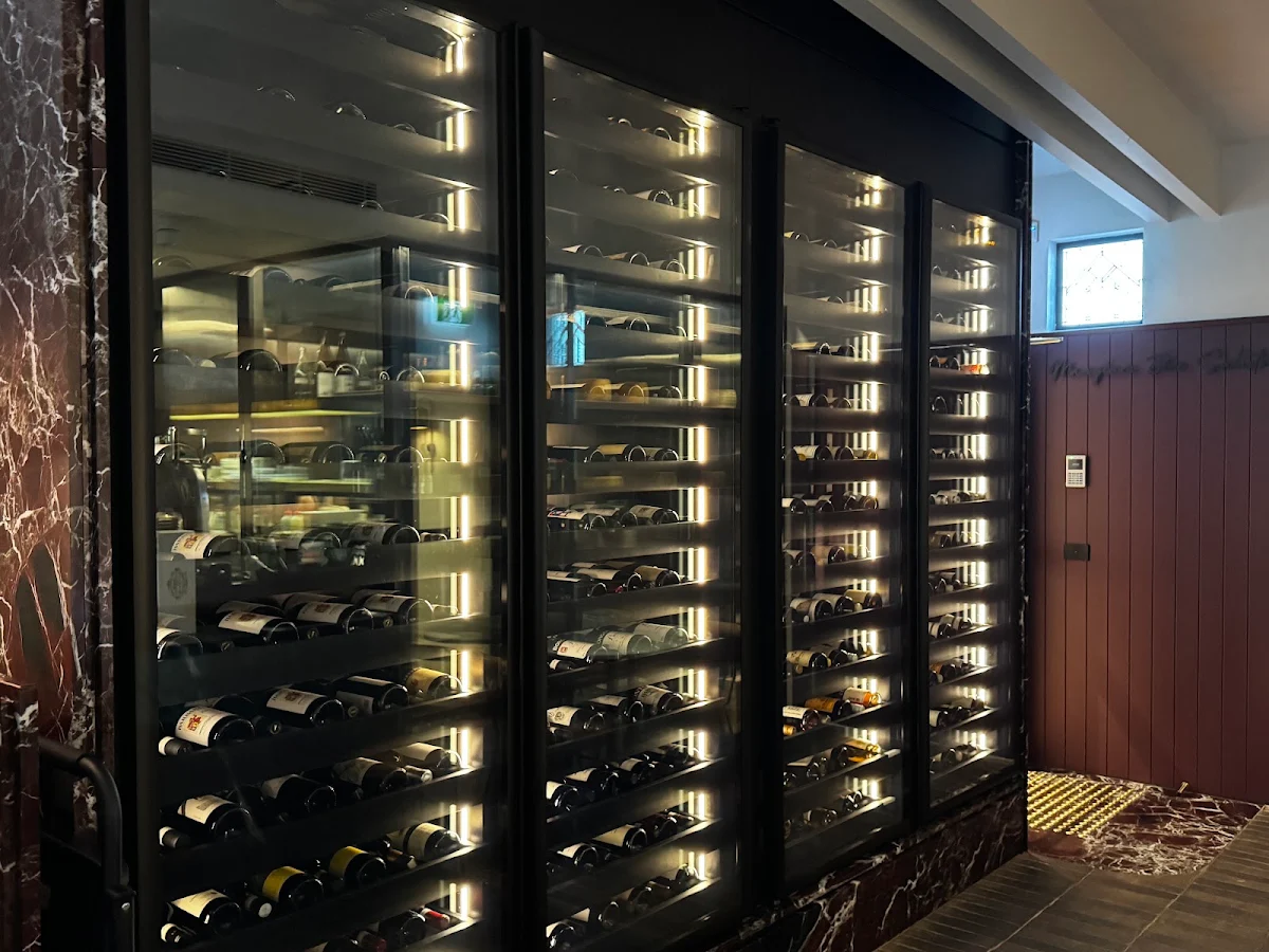 Vibe, Enoteca Boccaccio