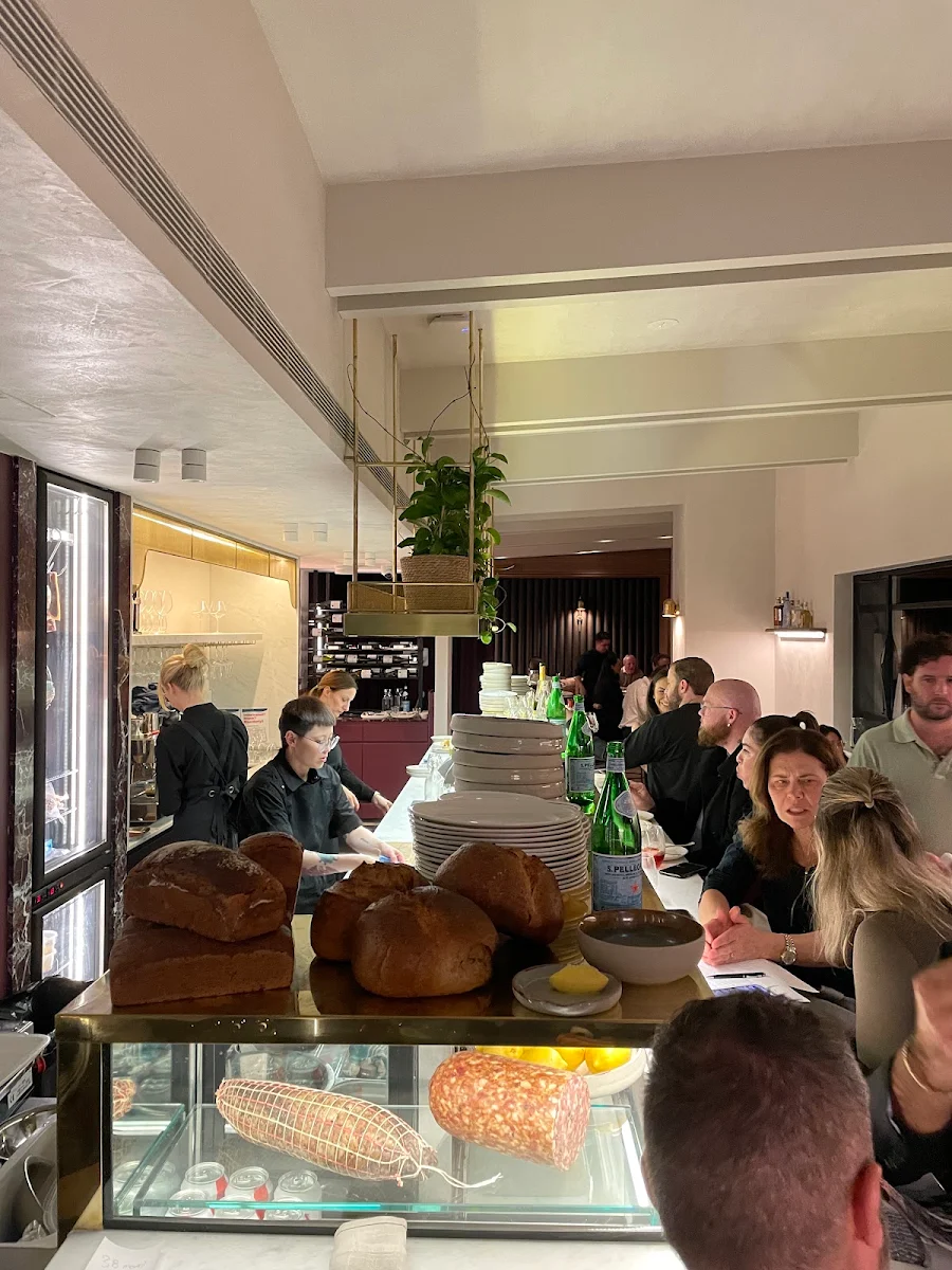 Vibe, Enoteca Boccaccio