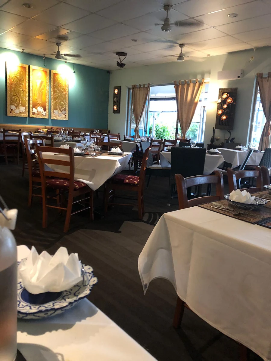 Vibe, Chef House Thai