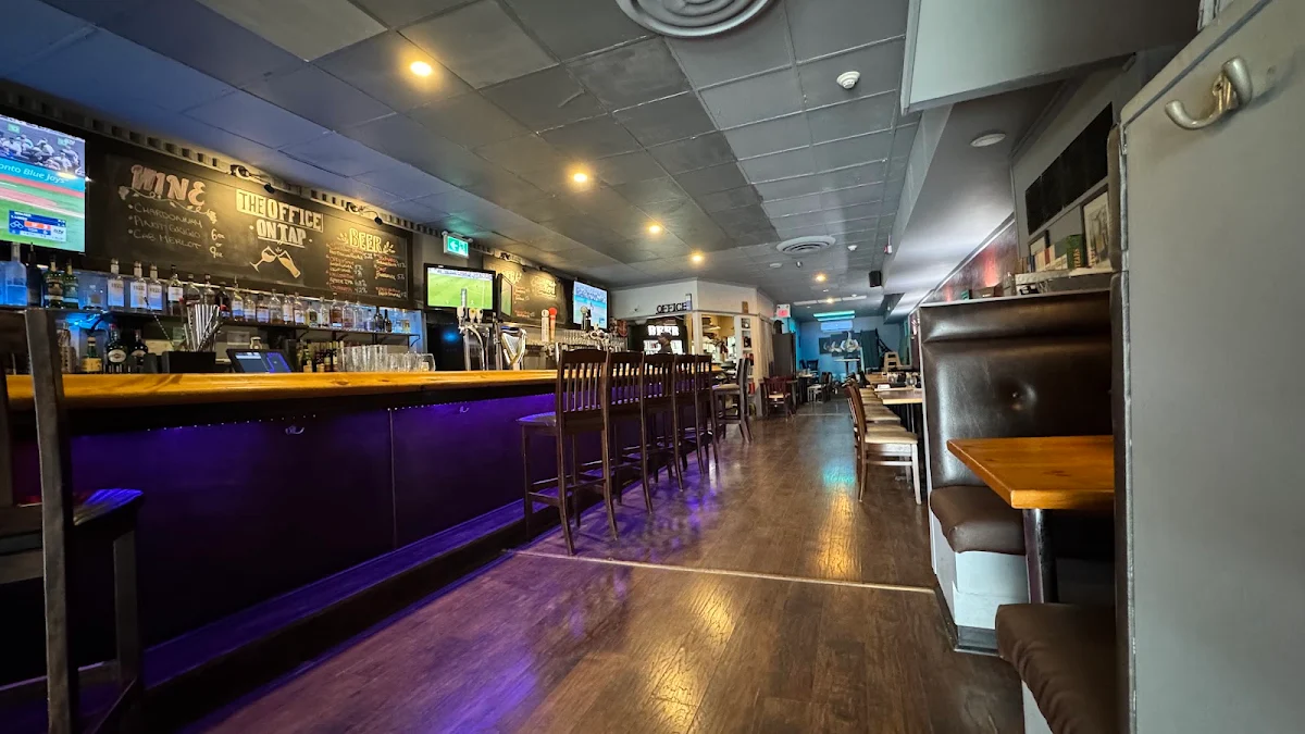 Vibe, The Office Tap & Grill