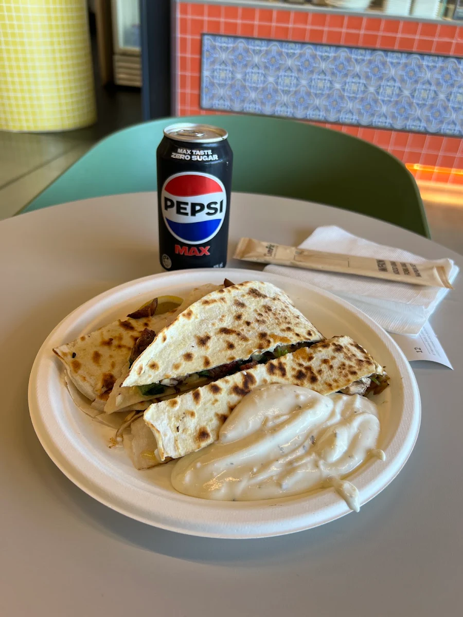 Food & drink, Lezzet Kebab and Gozleme