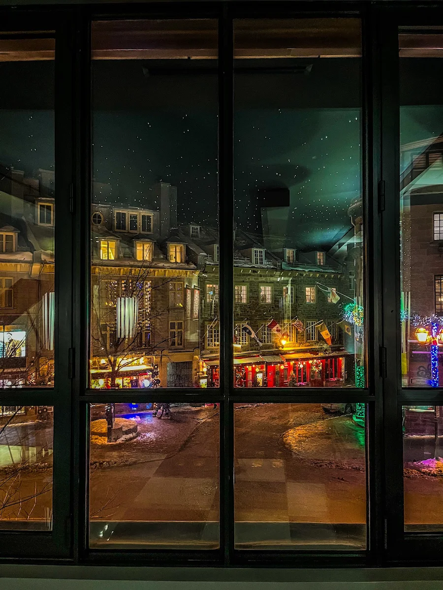 Vibe, Le Bijou • Salon à cocktails