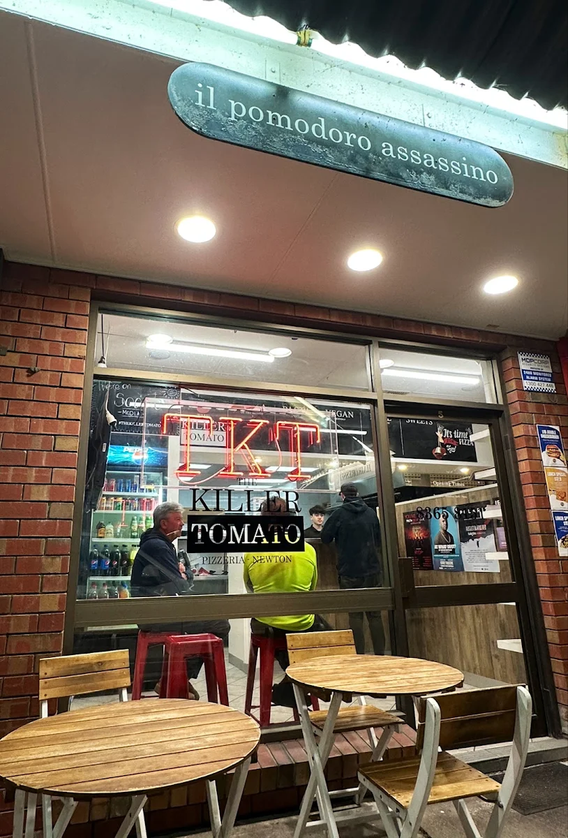 Vibe, The Killer Tomato Pizzeria - Newton