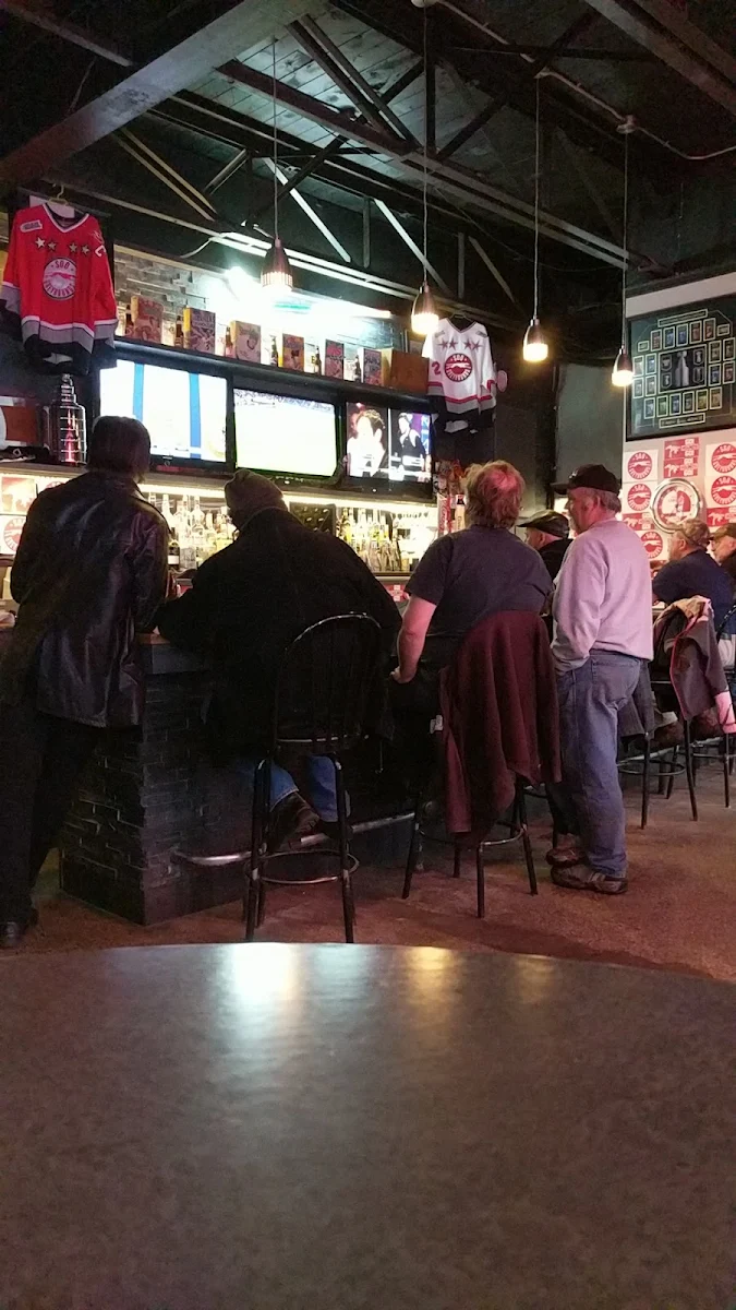Vibe, Sportscenter Bar & Grill Ltd