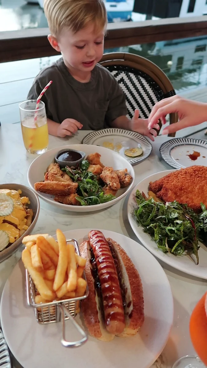Food & drink, The Yankees Restaurant and Bar - Hope Island