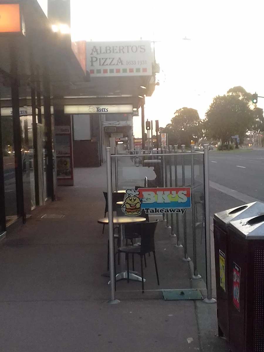 Vibe, Trafalgar Pizza