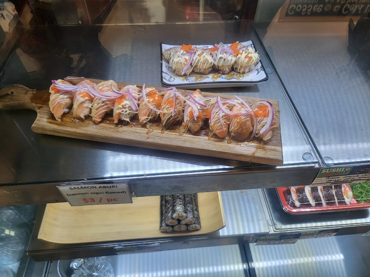 Vibe, Sushi Boy & Coffee Girl