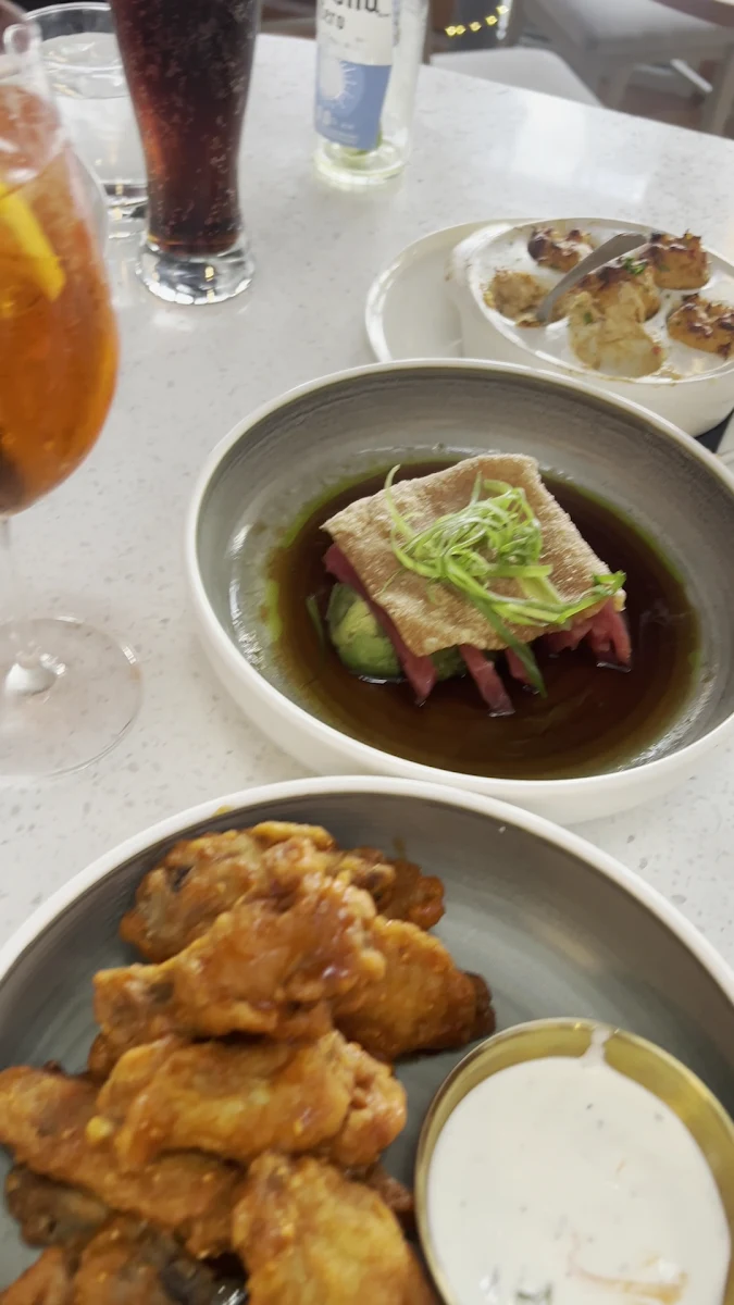 Food & drink, Hooded Merganser Restaurant