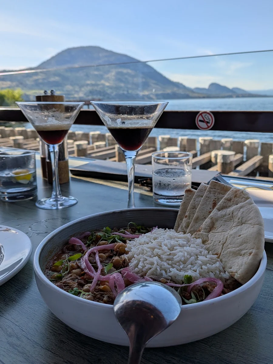 Food & drink, Hooded Merganser Restaurant
