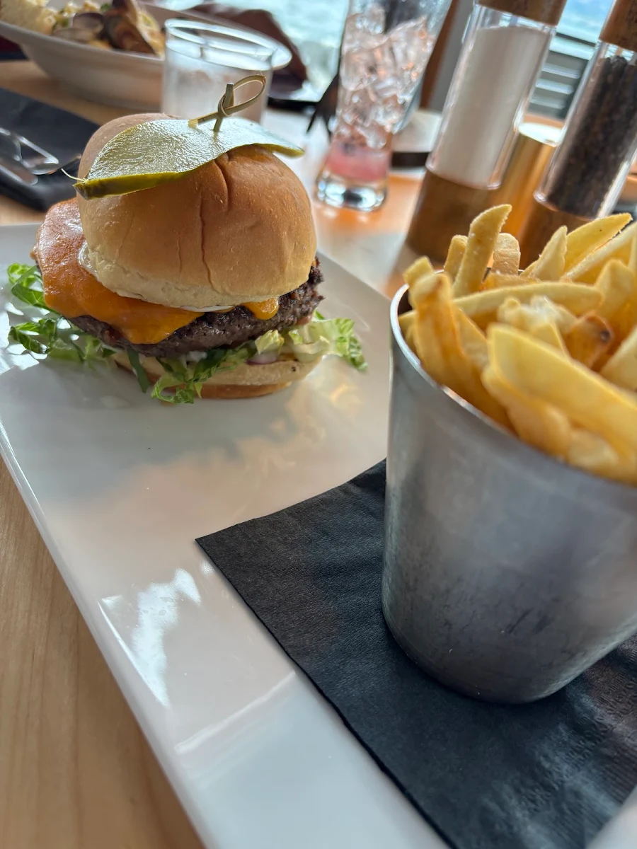 Food & drink, Hooded Merganser Restaurant