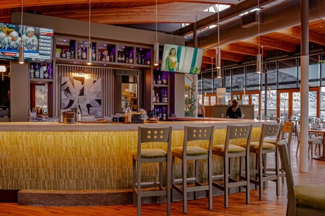 Vibe, Hooded Merganser Restaurant