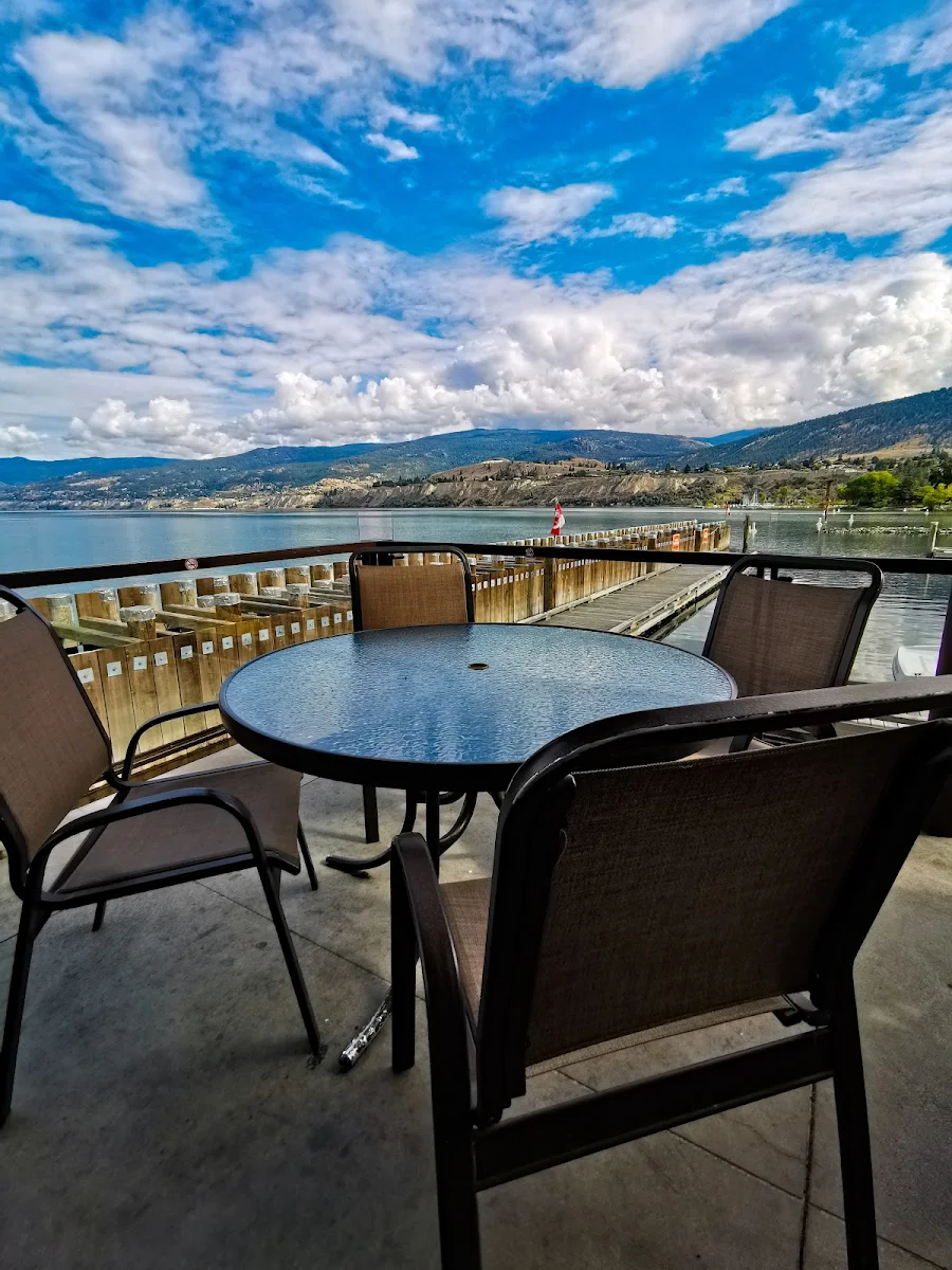 Vibe, Hooded Merganser Restaurant