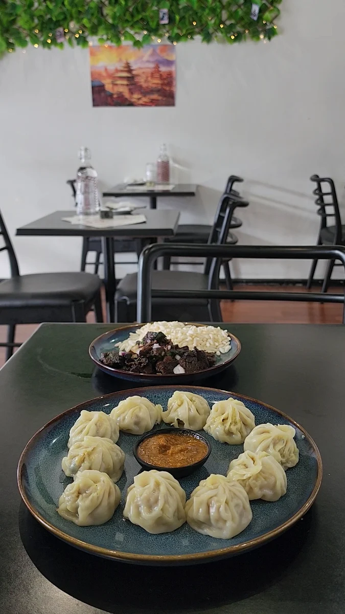 Food & drink, Momo Ghar