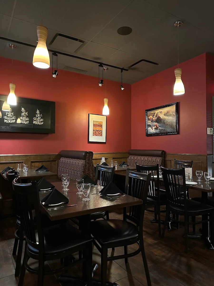 Vibe, Green Chili - Indian Cuisine Calgary