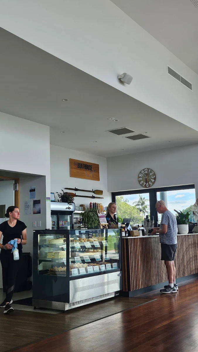 Vibe, The Boathouse Cafe