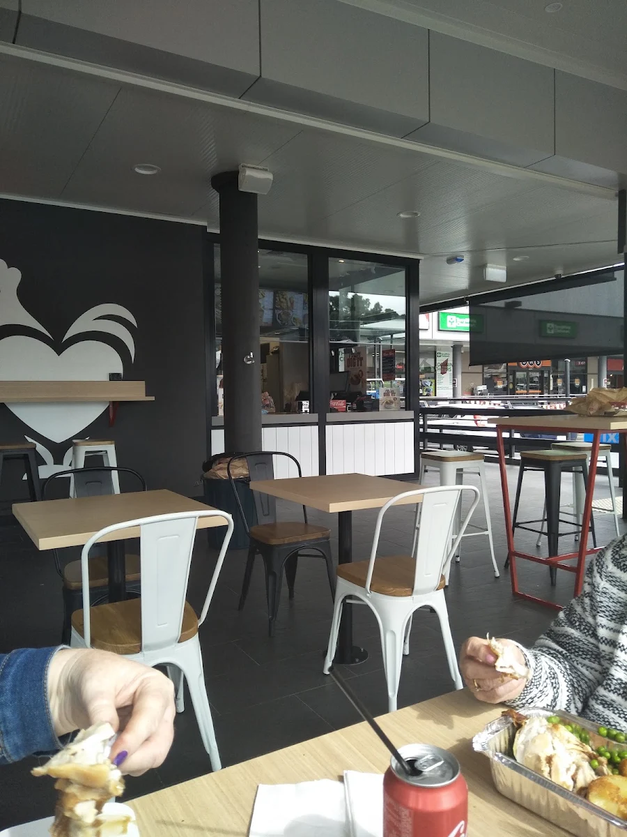 Vibe, Red Rooster Ashgrove West Reggie
