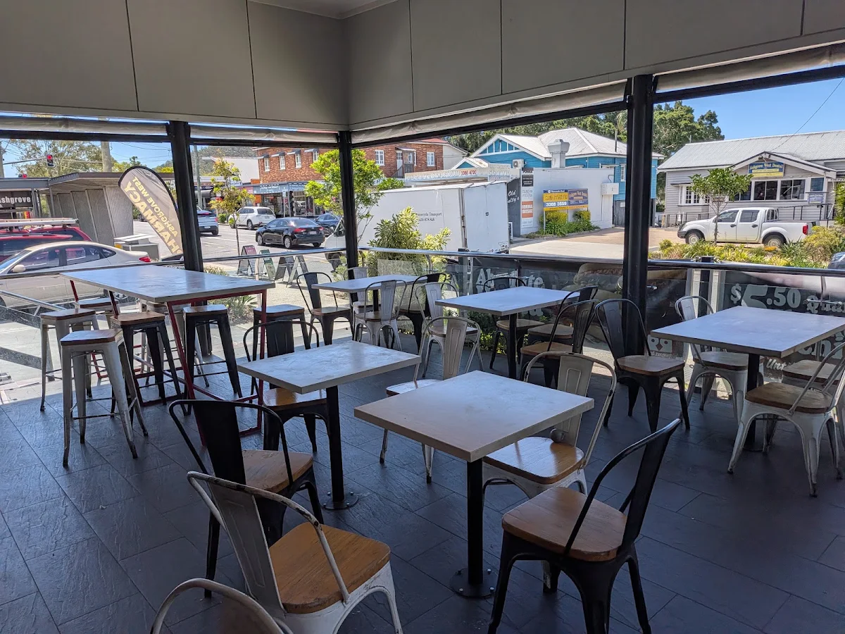 Vibe, Red Rooster Ashgrove West Reggie