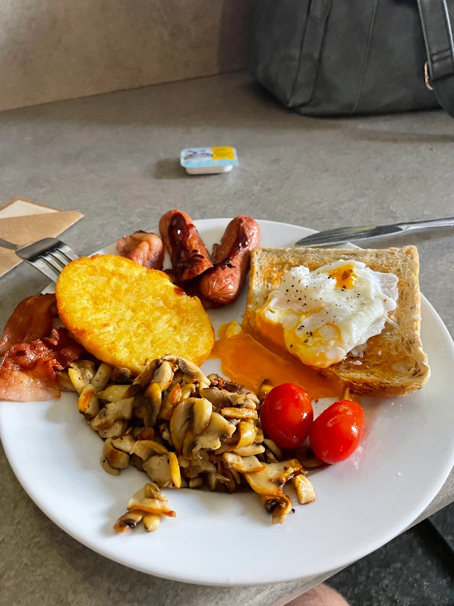 Food & drink, Henry Parkes Motor Inn Parkes
