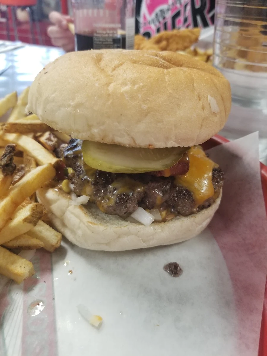 Food & drink, Diamond's Grill