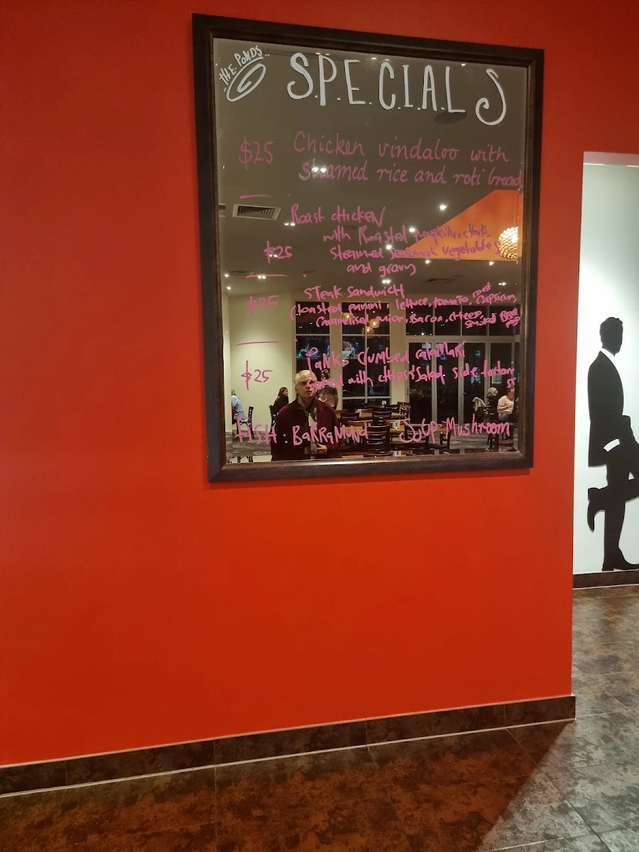 Menu, Waurn Ponds Hotel