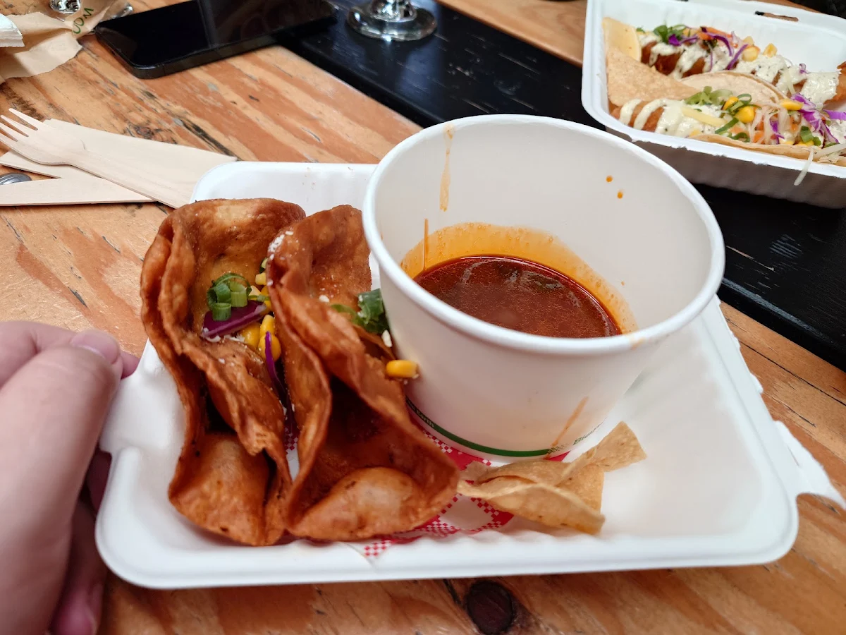 Food & drink, The Budgie Bar