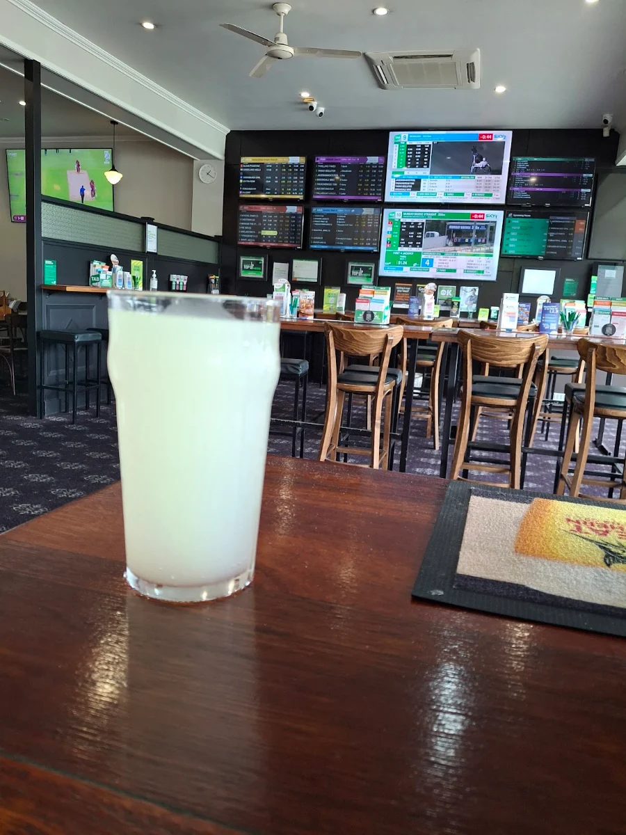 Food & drink, Aspley Central Tavern