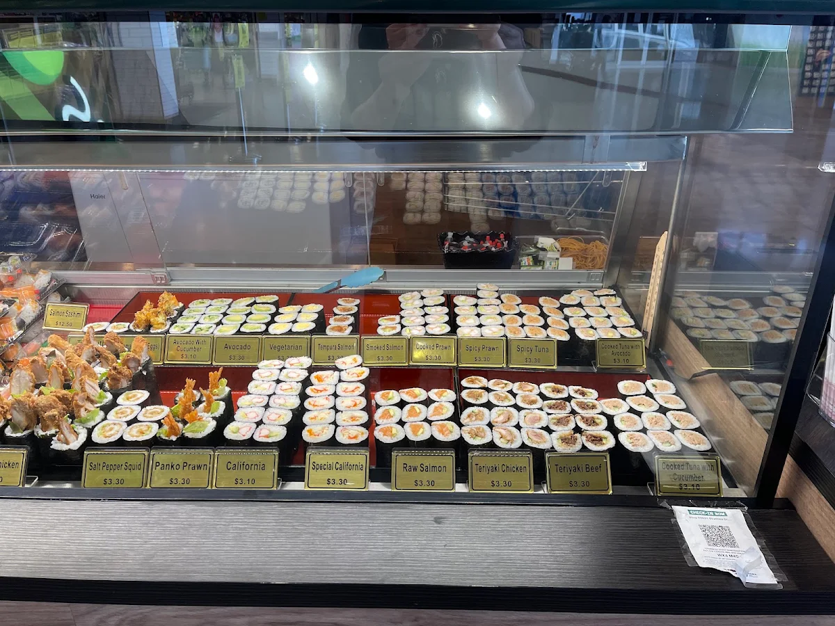 Vibe, Han's Sushi Bar