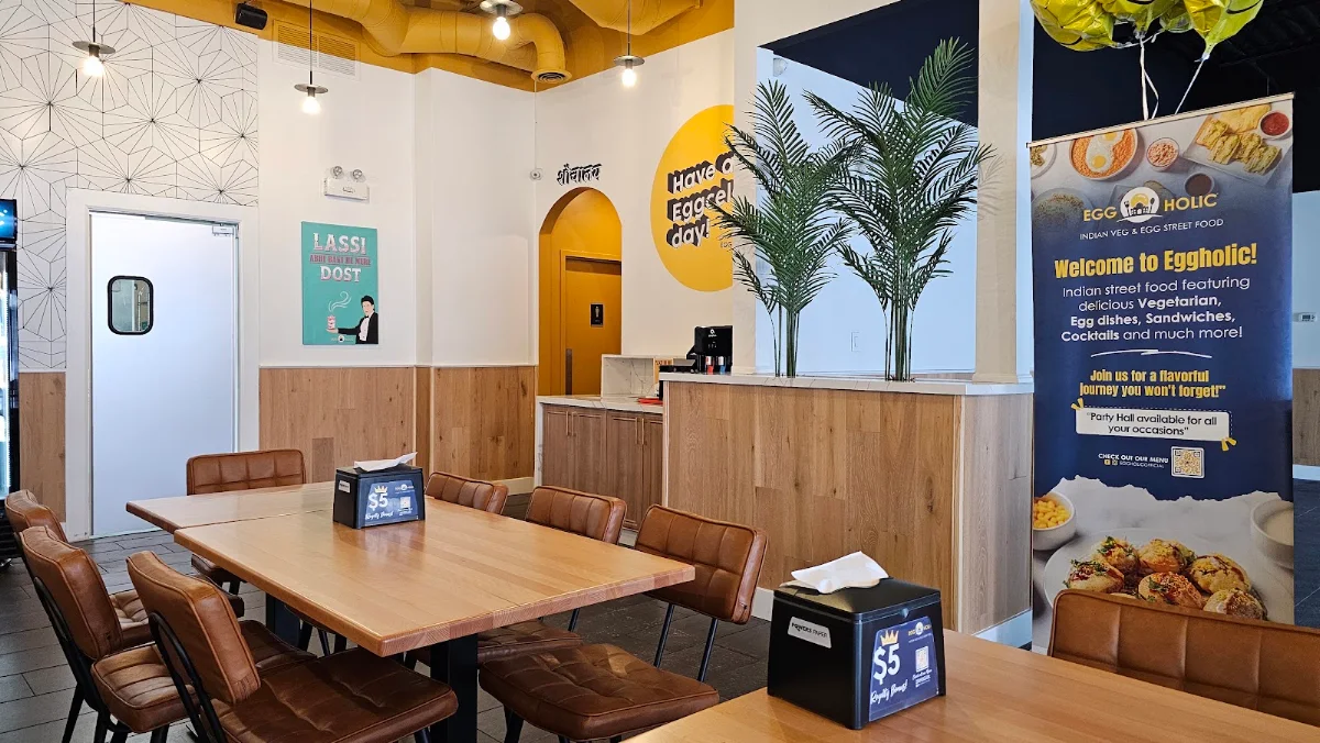 Vibe, Eggholic - Indian Street Food