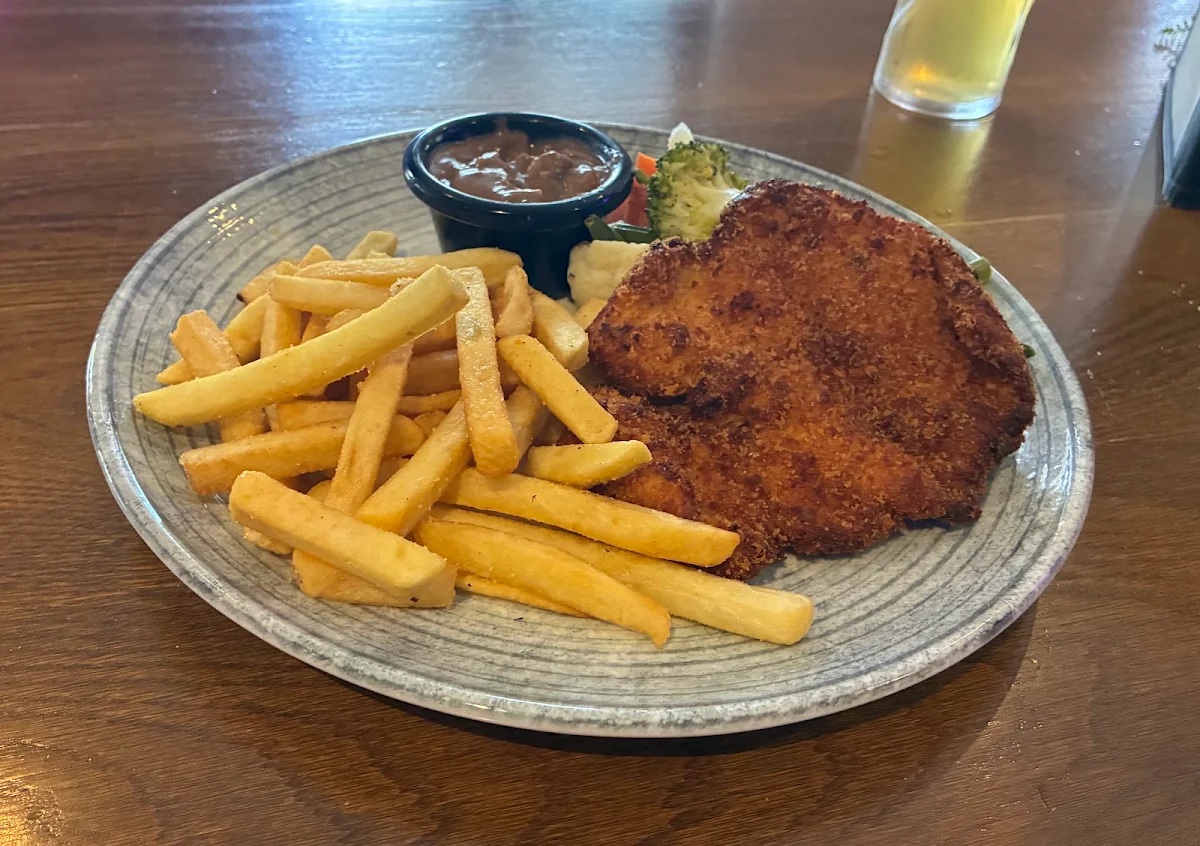 Food & drink, Camden Hotel