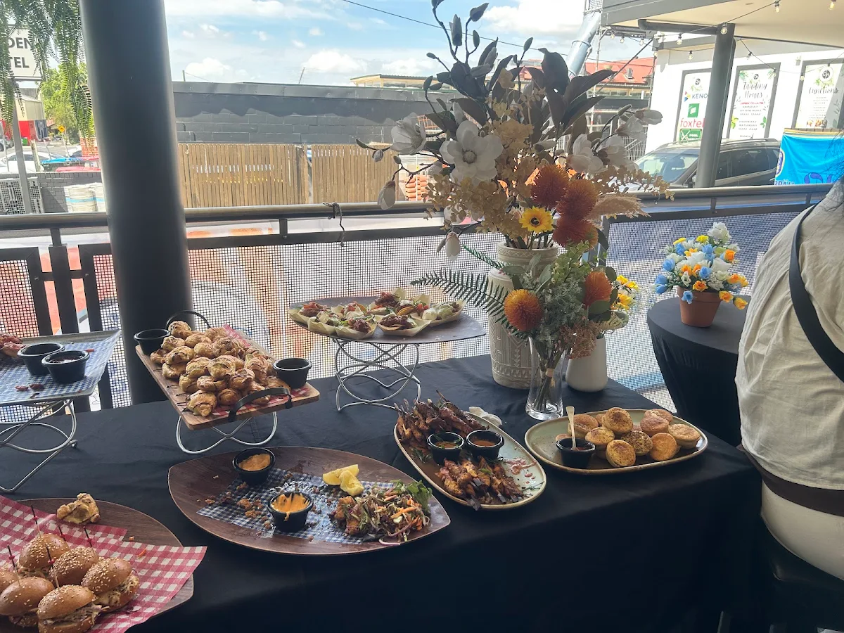 Food & drink, Camden Hotel