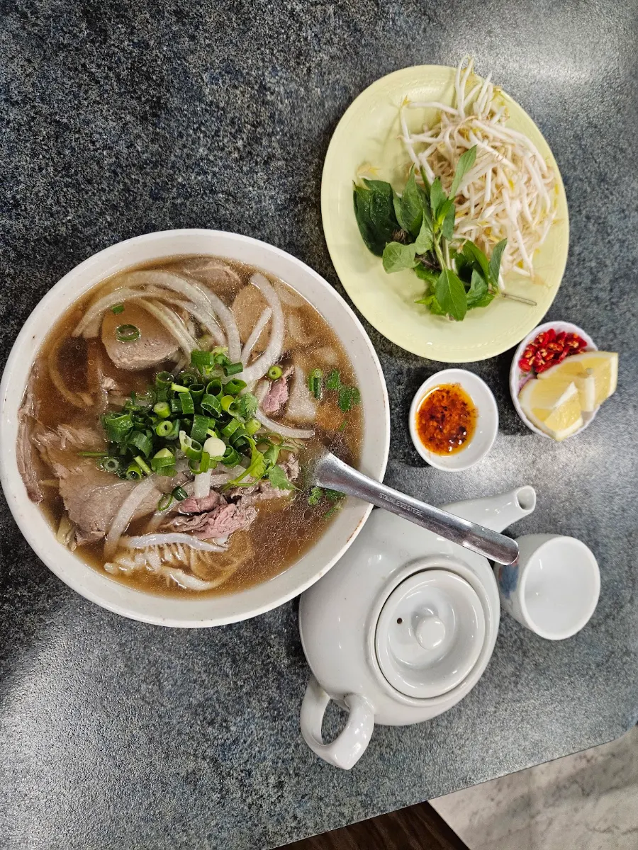Food & drink, Pho 54