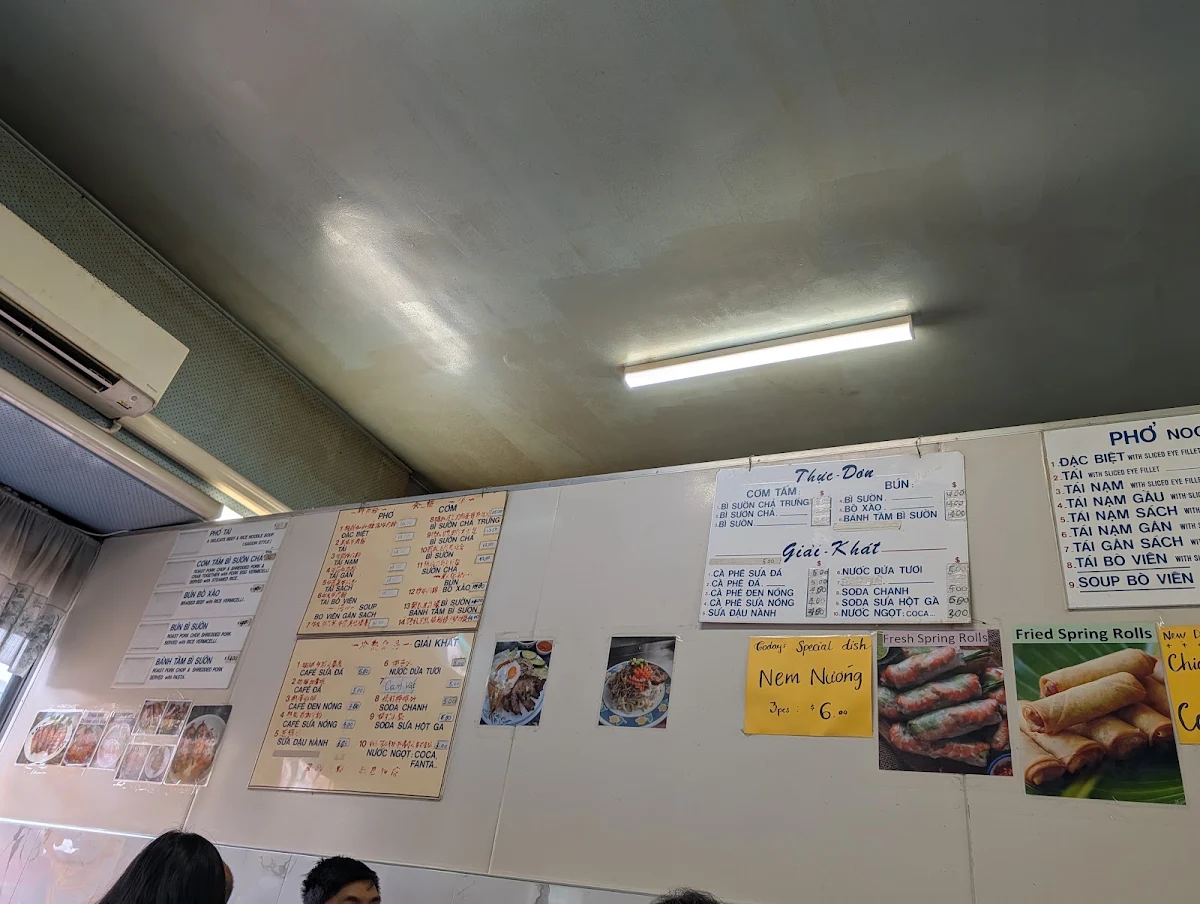 Menu, Pho 54