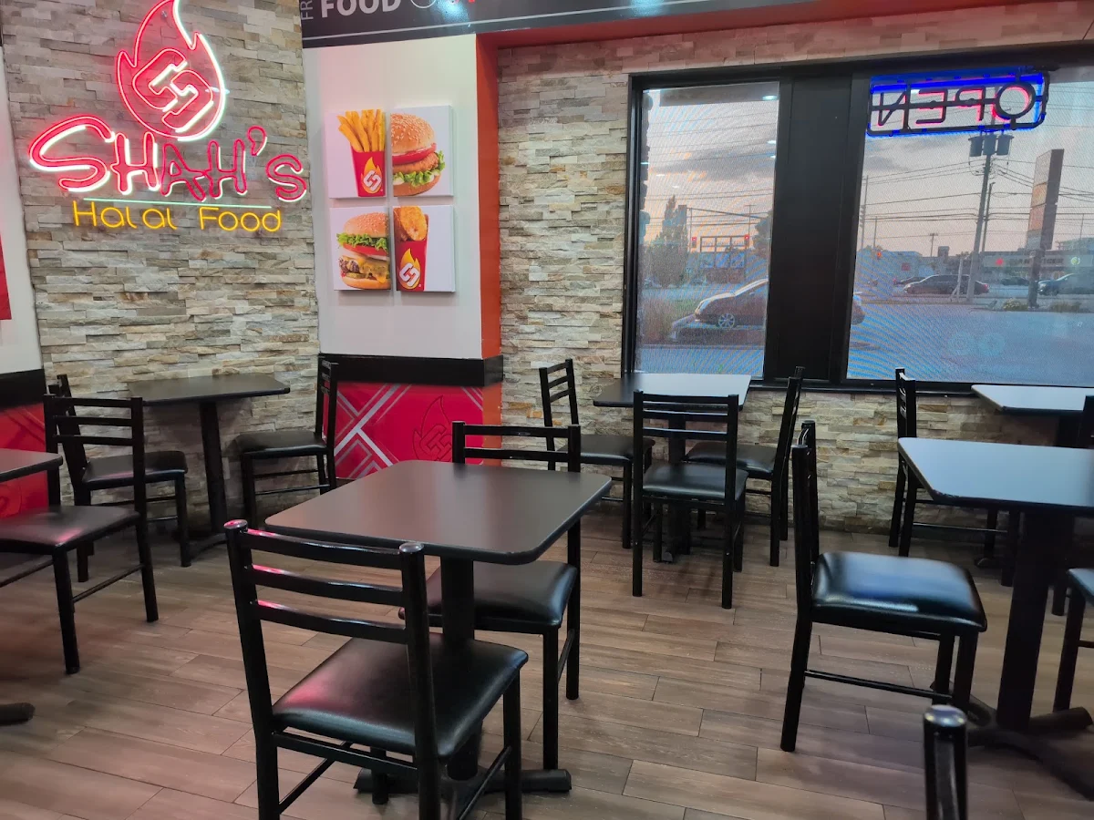 Vibe, Shah's Halal Food
